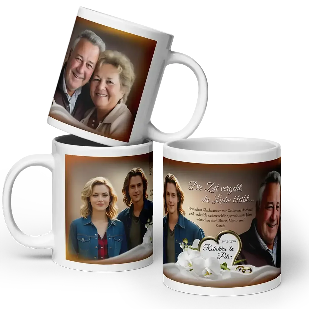 Personalisierte Goldhochzeit Fototasse mit Familienporträts und Glückwunschtext auf weißem Hintergrund