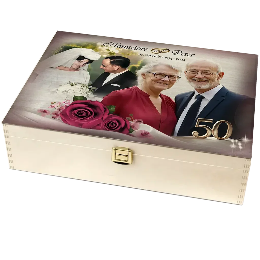 Personalisierte Holzbox zur Goldhochzeit mit Paarfotos, roten Rosen und goldener 50.