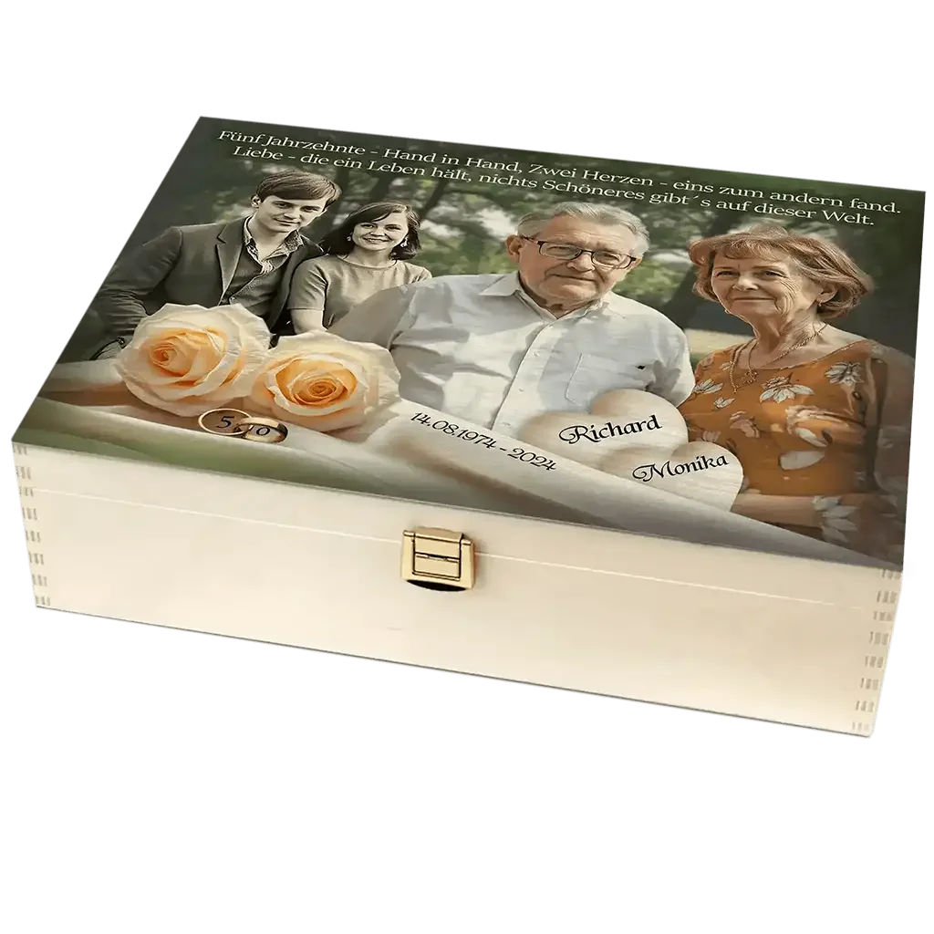Personalisierte Holzbox zur Goldhochzeit mit Foto, Namen, Datum und cremefarbenen Rosen