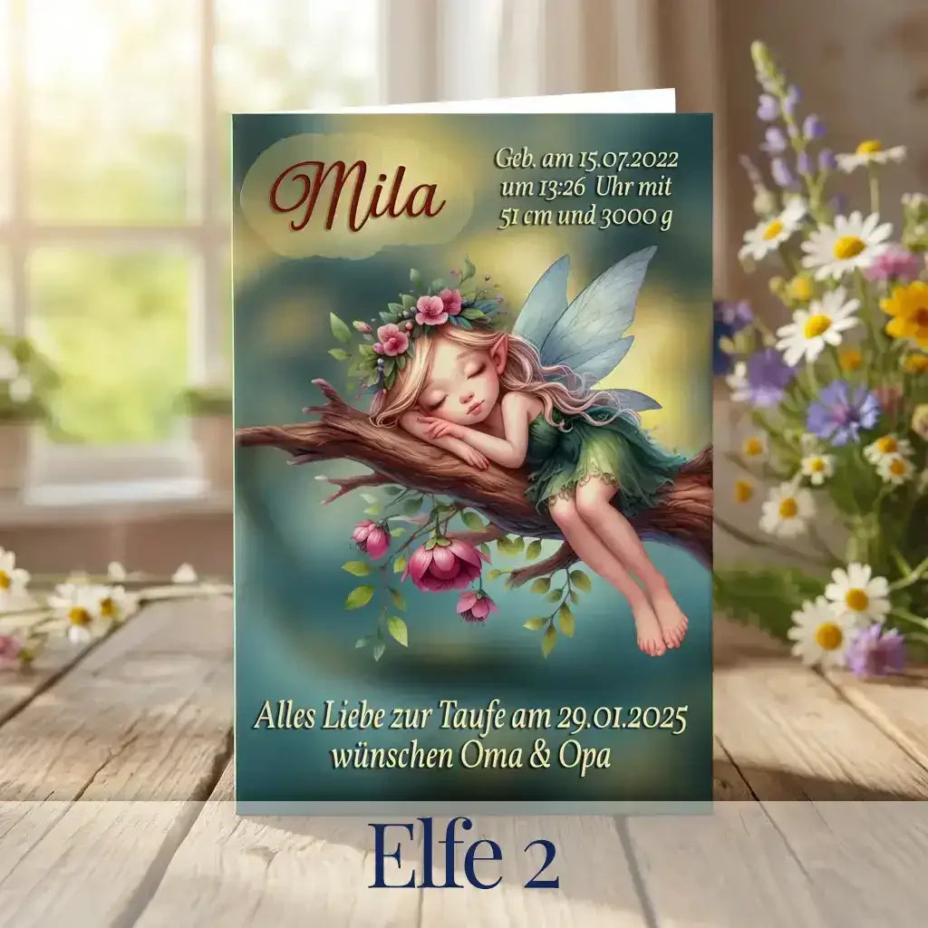 Personalisierte Taufkarte für Mädchen mit schlafender Elfe auf einem Ast, Blumen und pastellfarbenem Feenmotiv, Name Mila und Geburtsdaten individuell, liebevolles Geschenk von Oma und Opa zur Taufe