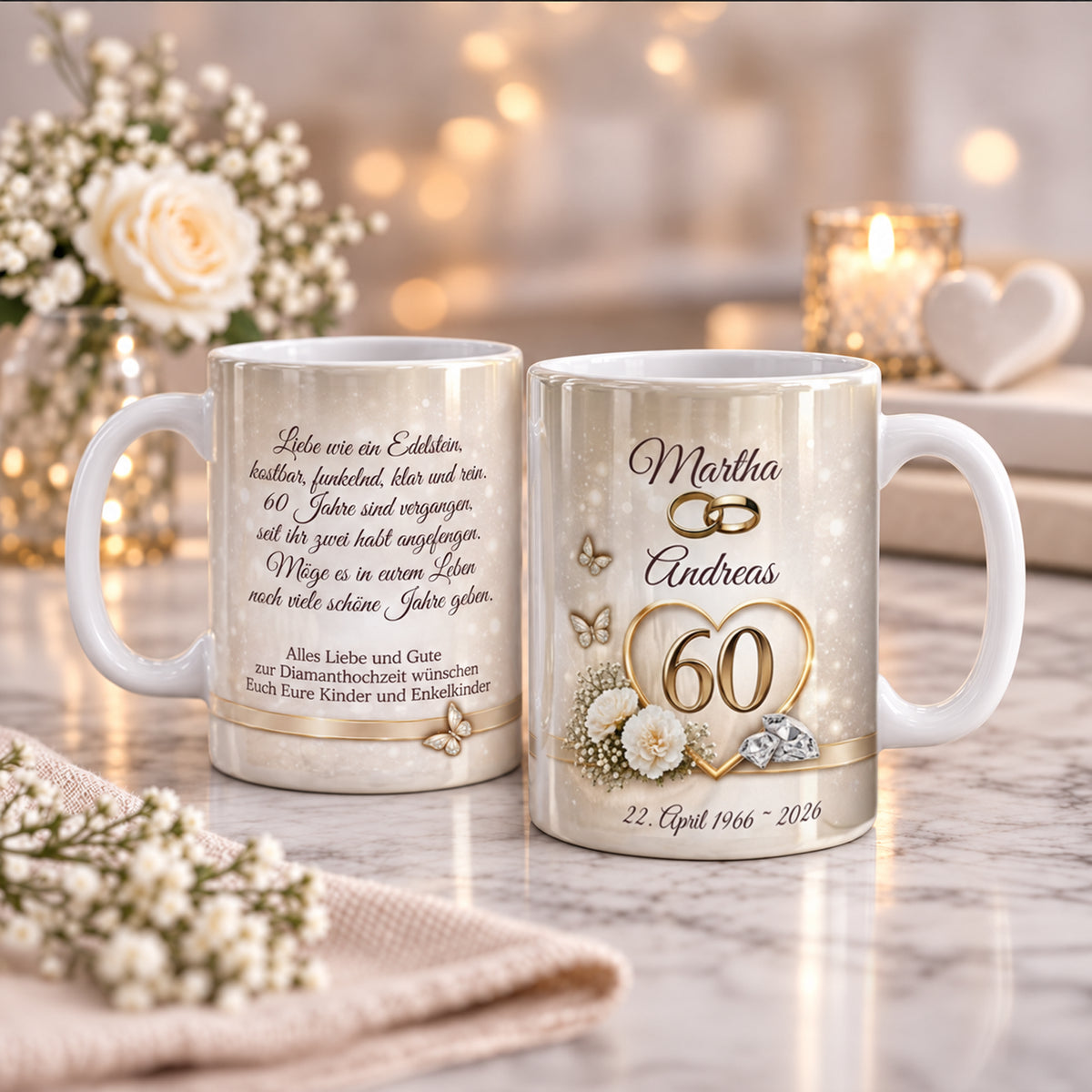 Personalisierte Keramiktasse zur Diamantenen Hochzeit mit Vorder- und Rückseitenansicht: Jubiläumszahl 60, Namen und Gratulationstext