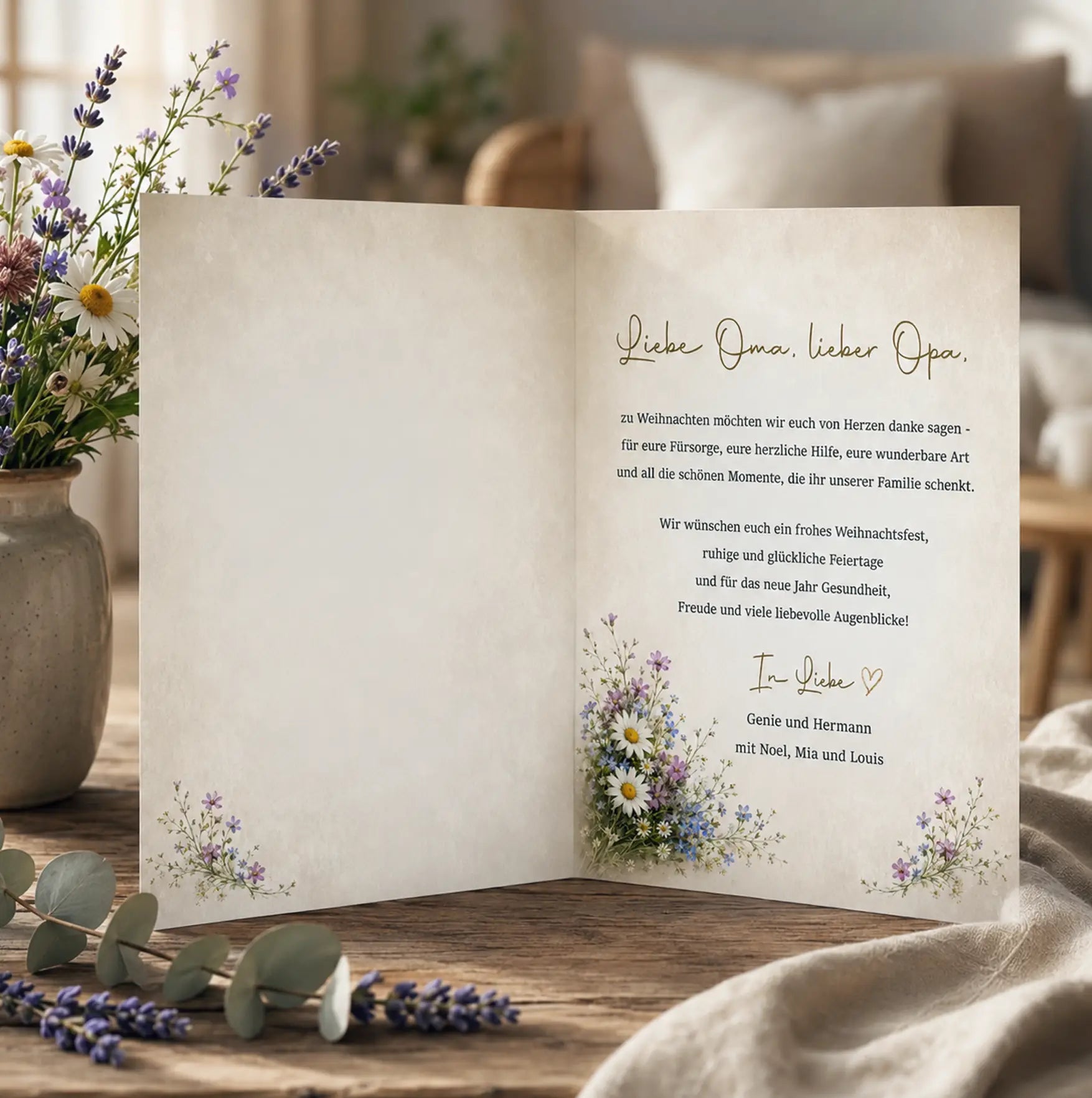 Innendruck einer Grußkarte mit persönlichem Text als Geschenk für Oma und Opa von der Familie.