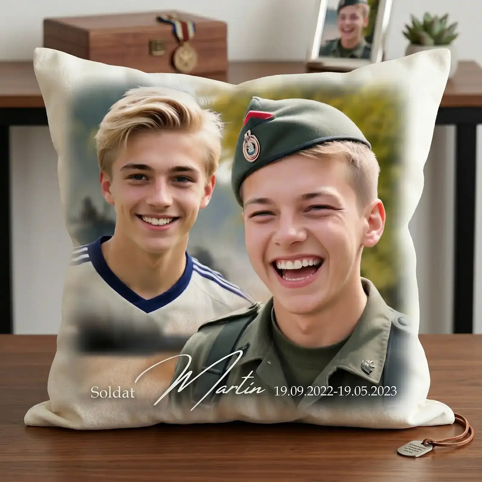 Geschenk für jeden Anlass - personalisiertes Kissen mit Bildern und Namen, ideal für besondere Feiern.
