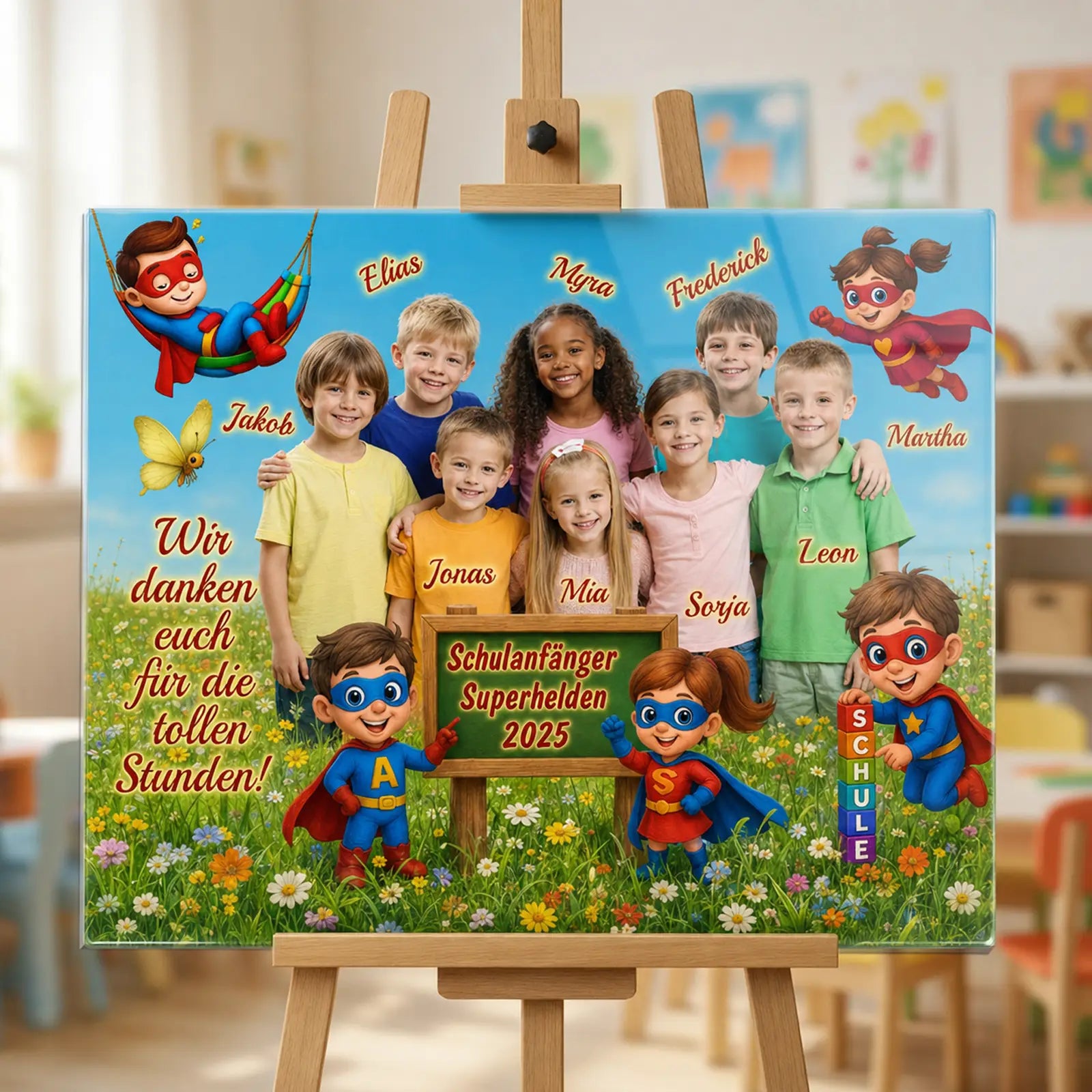 Ein personalisiertes Acrylglasbild mit Gruppenfoto und Namen, als Abschiedsgeschenk vom Kindergarten für Erzieher und Erzieherinnen. Angepasst an das Thema Superhelden