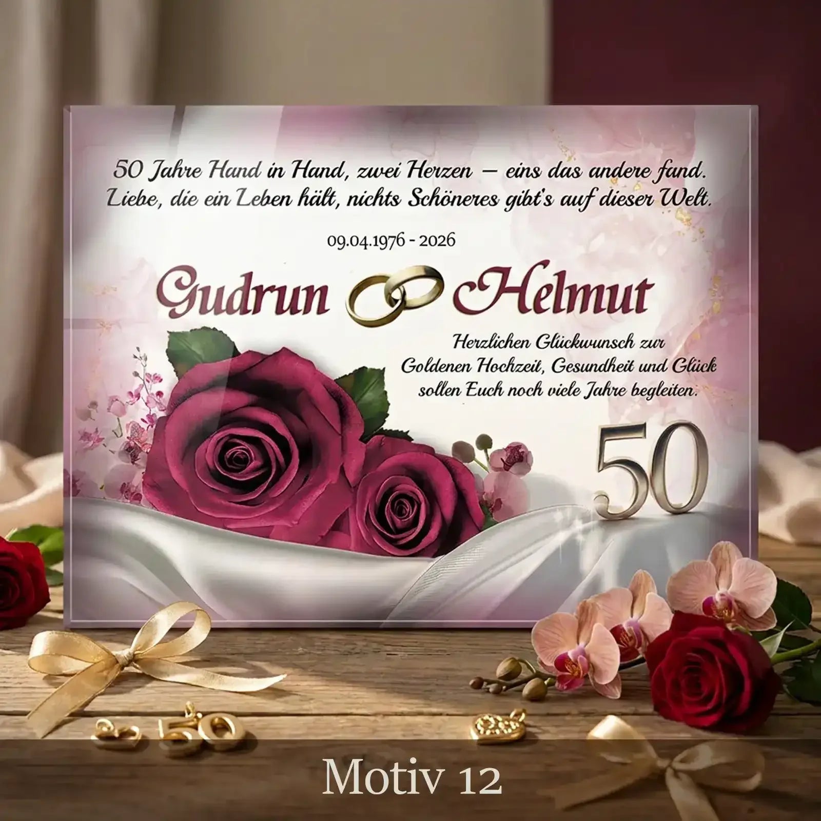 Acrylglas Geschenk zur Goldenen Hochzeit mit Motiv 50, Namen des Jubelpaares und festlicher Gestaltung