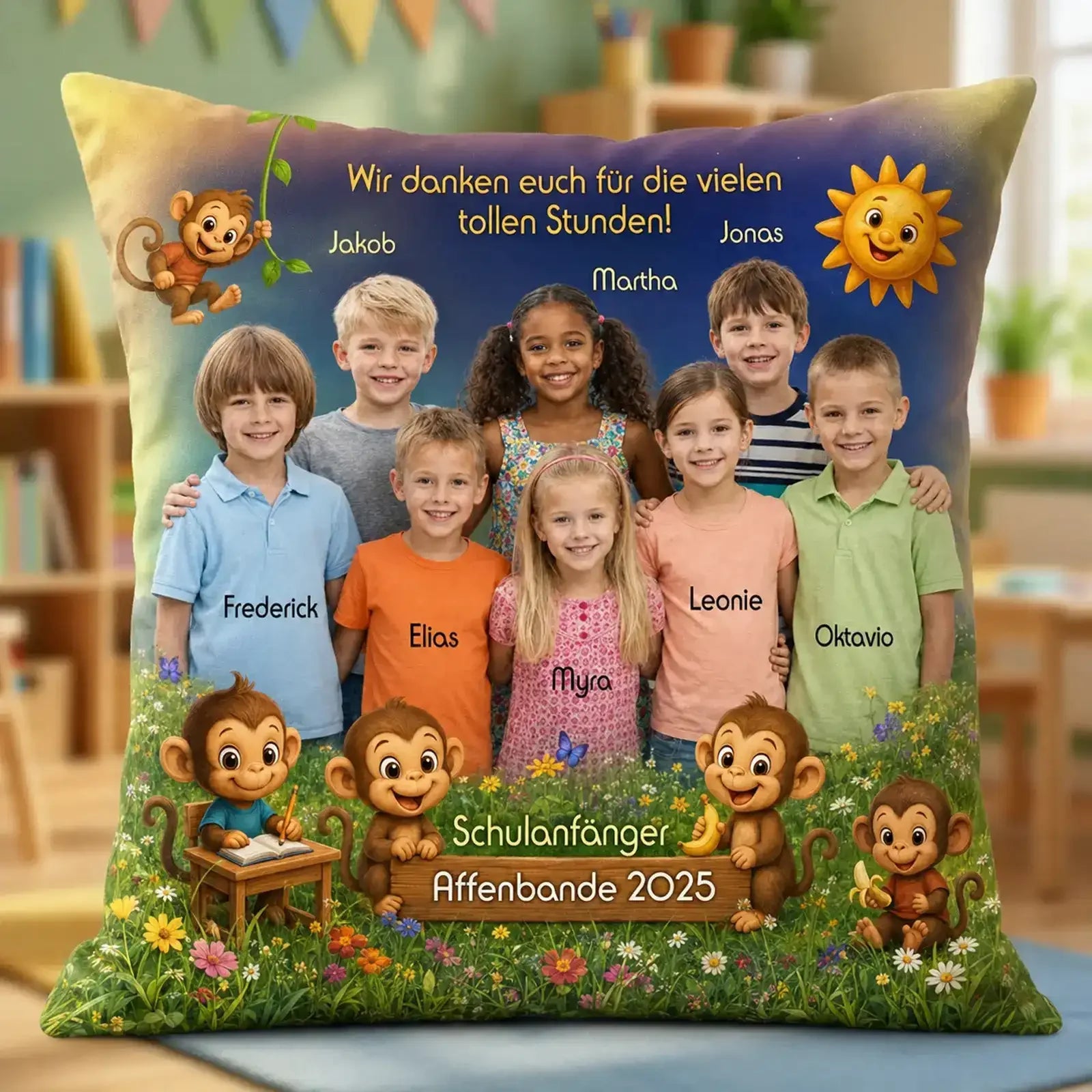 Personalisiertes Kindergartenkissen mit Gruppenfoto und Affen-Design – Abschied Geschenk 2025