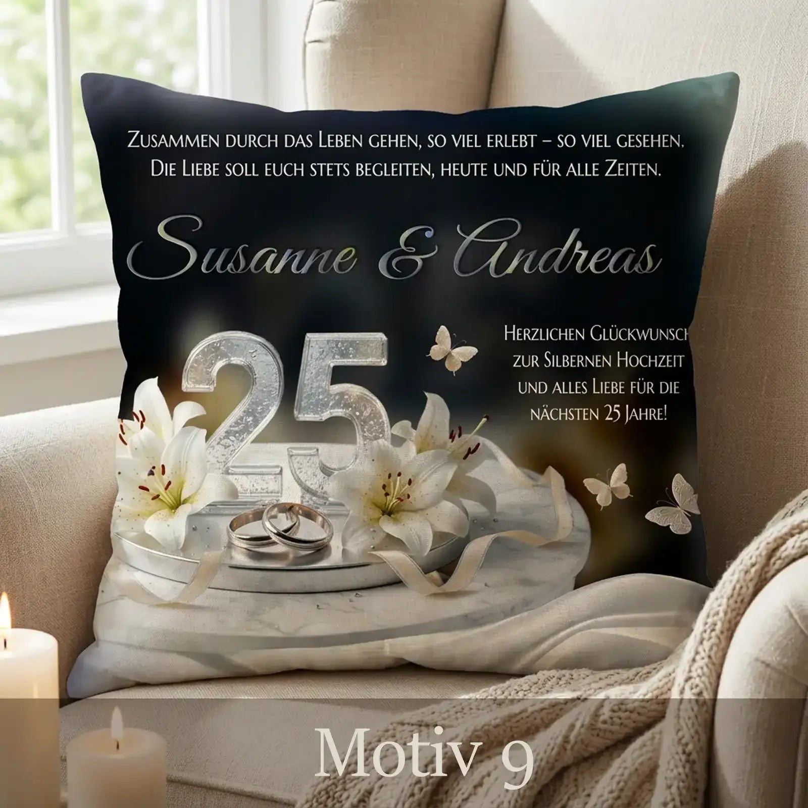 Geschenk zum 25. Hochzeitstag. Personalisiertes Kissen zur Silberhochzeit mit stilvollem Motiv, Namen und Datum.