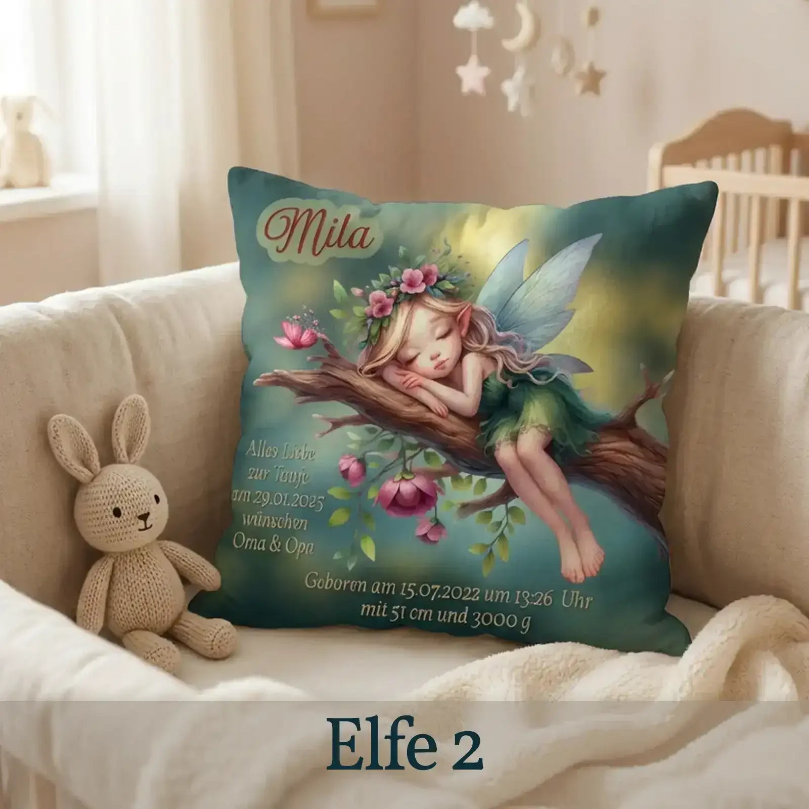 Geschenk zur Taufe. Personalisiertes Kissen mit Elfen-Motiv, Namen des Babys, Spruch und Datum.