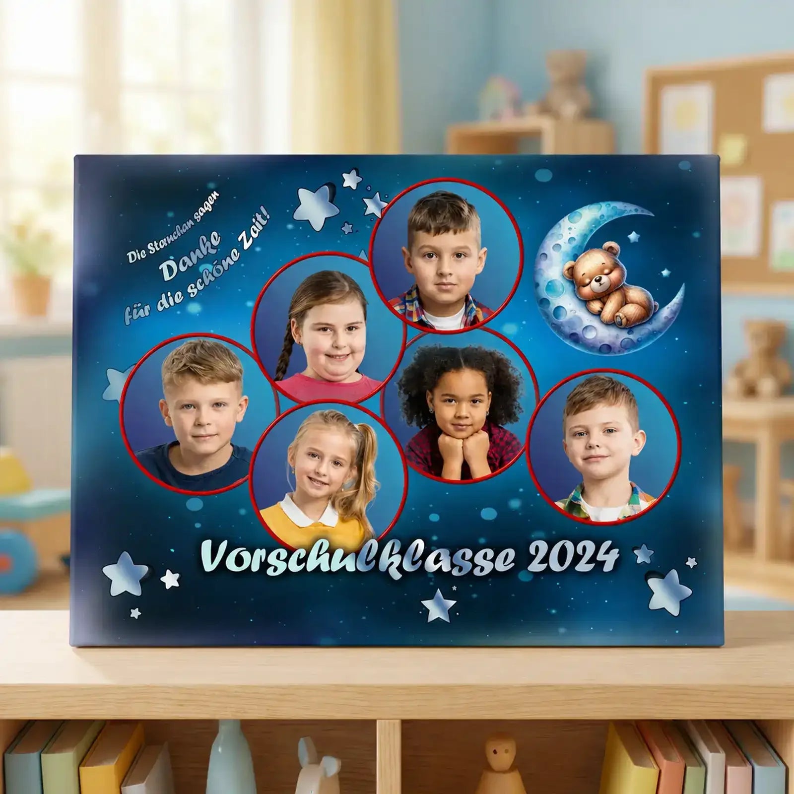 Individuelle Leinwand für die Kita-Abschiedsfeier mit Fotos der Kinder, Namen und Dankestext in einem passenden Motiv.