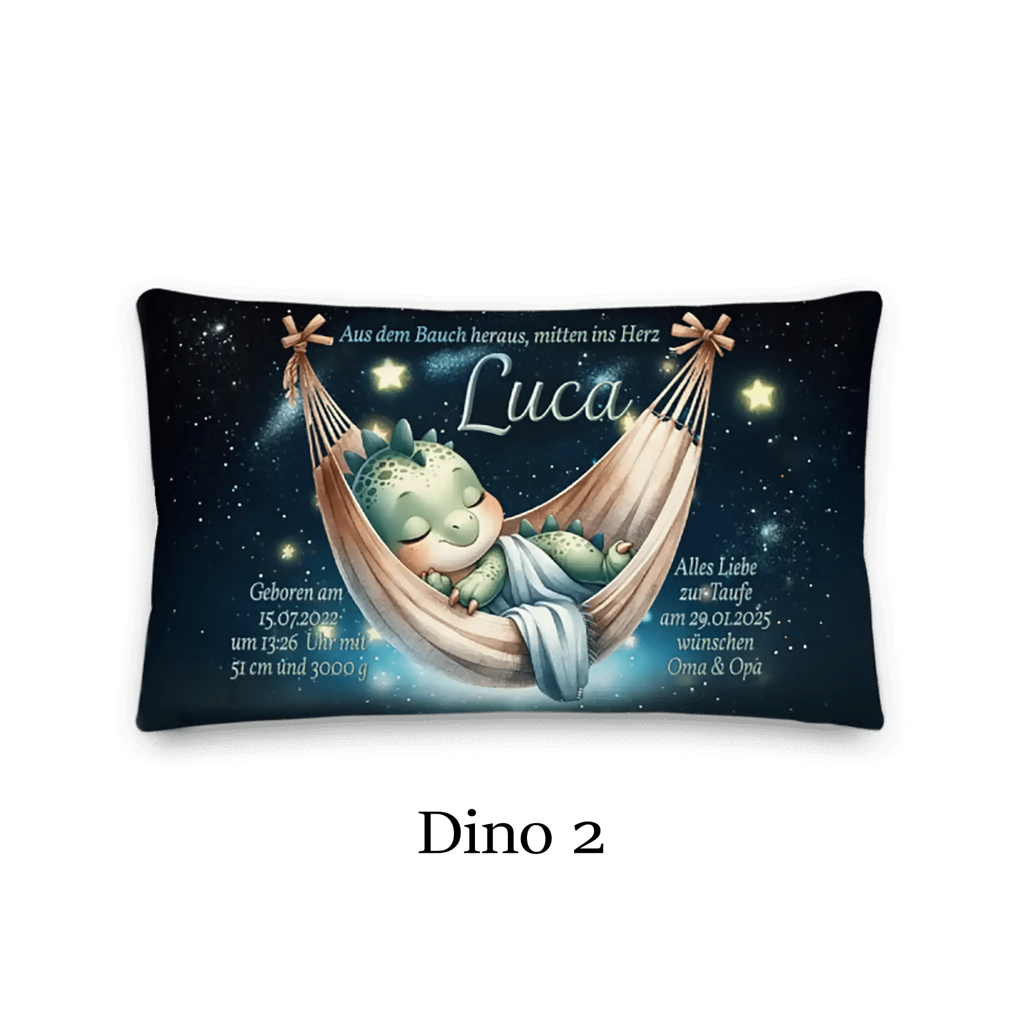 Personalisierbares Kissen mit schlafendem Dino in Hängematte und Taufdaten vor Sternenhimmel