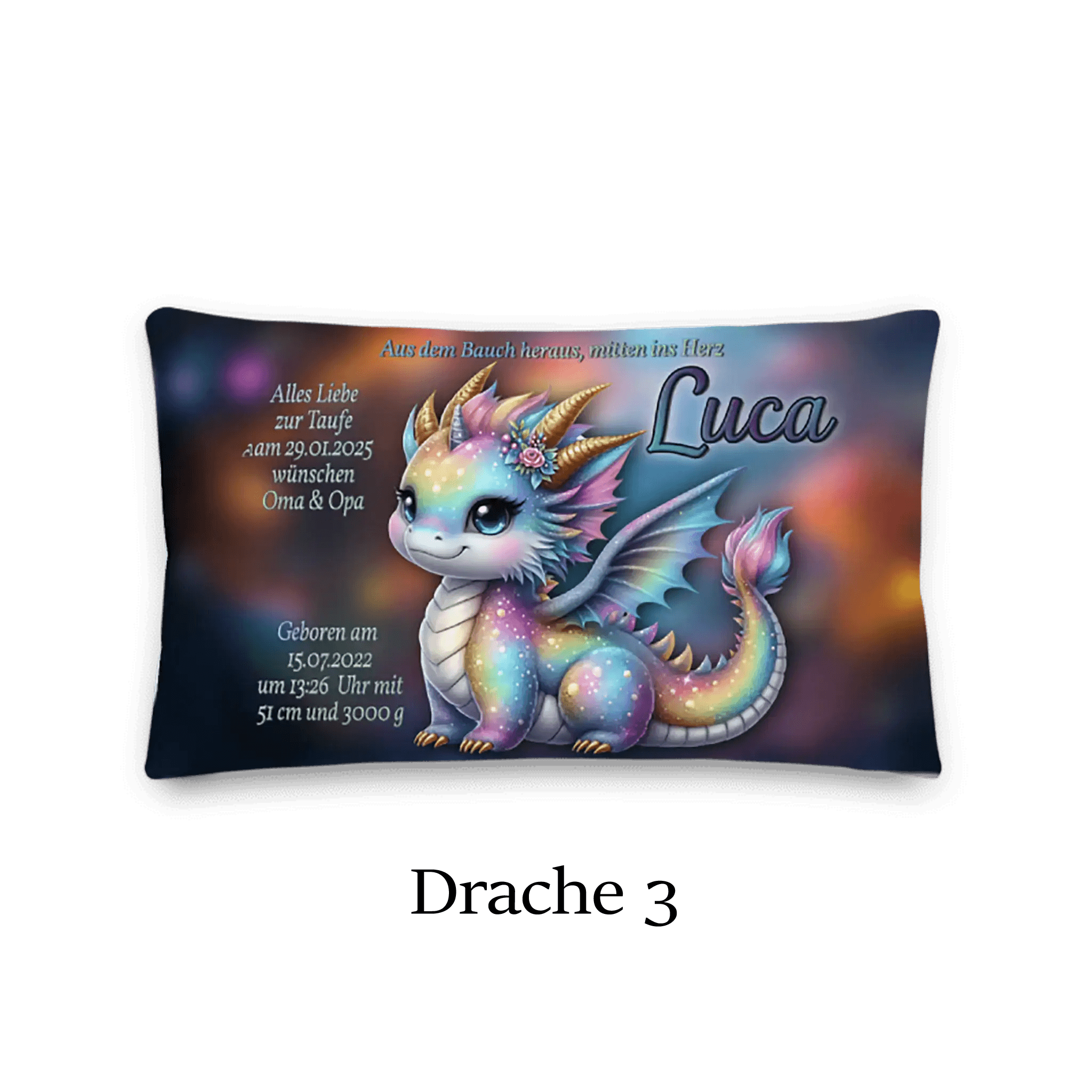 Kissen mit buntem Baby-Drache, personalisiertem Text, Namen Luca und Geburtsdaten.