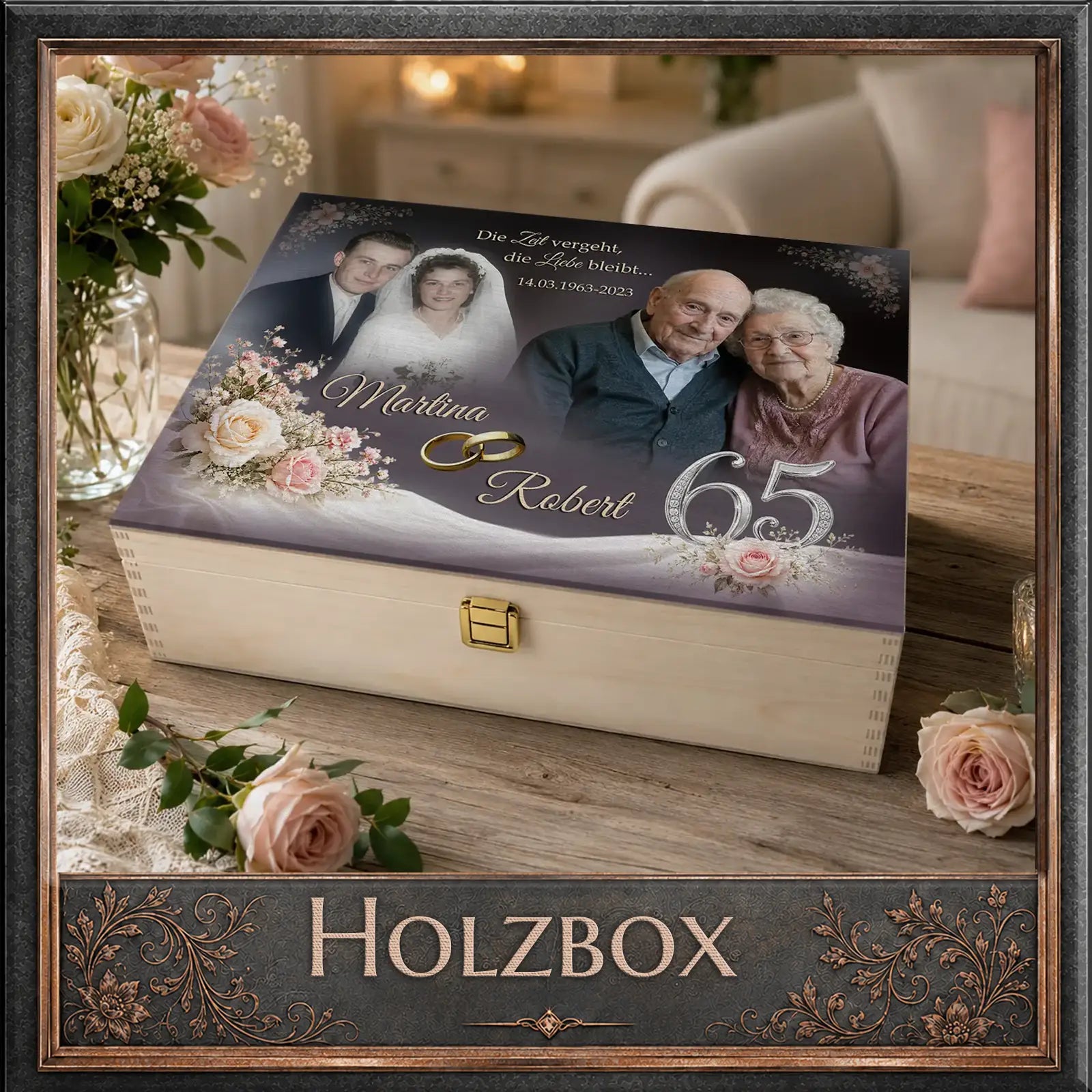 Personalisierte Holzbox zum 65. Hochzeitstag mit Fotos von Martina & Robert, Blumen und Ringen