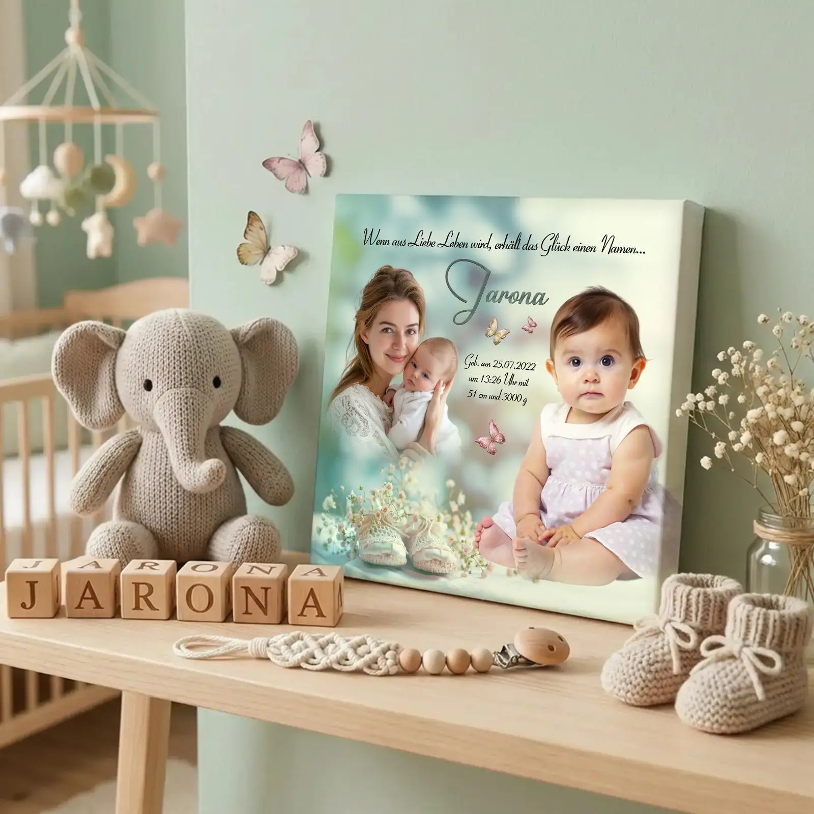Personalisiertes Babybild Leinwand Jarona mit Geburtsdaten, Babyfotos und Mama, Geschenk zur Geburt im Babyzimmer mit Elefant und Deko
