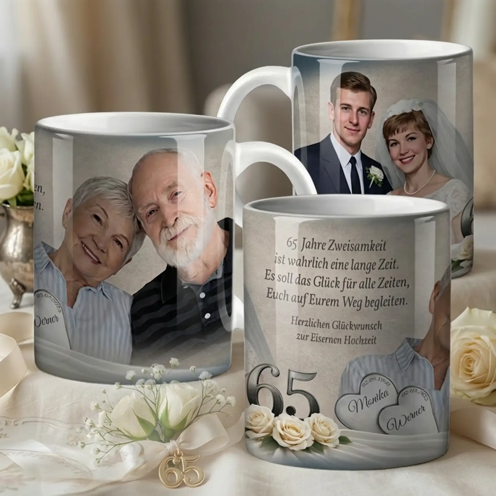 Mockup Eiserne Hochzeit. 3 mit Fotos bedruckte Tassen und Namen und Spruch