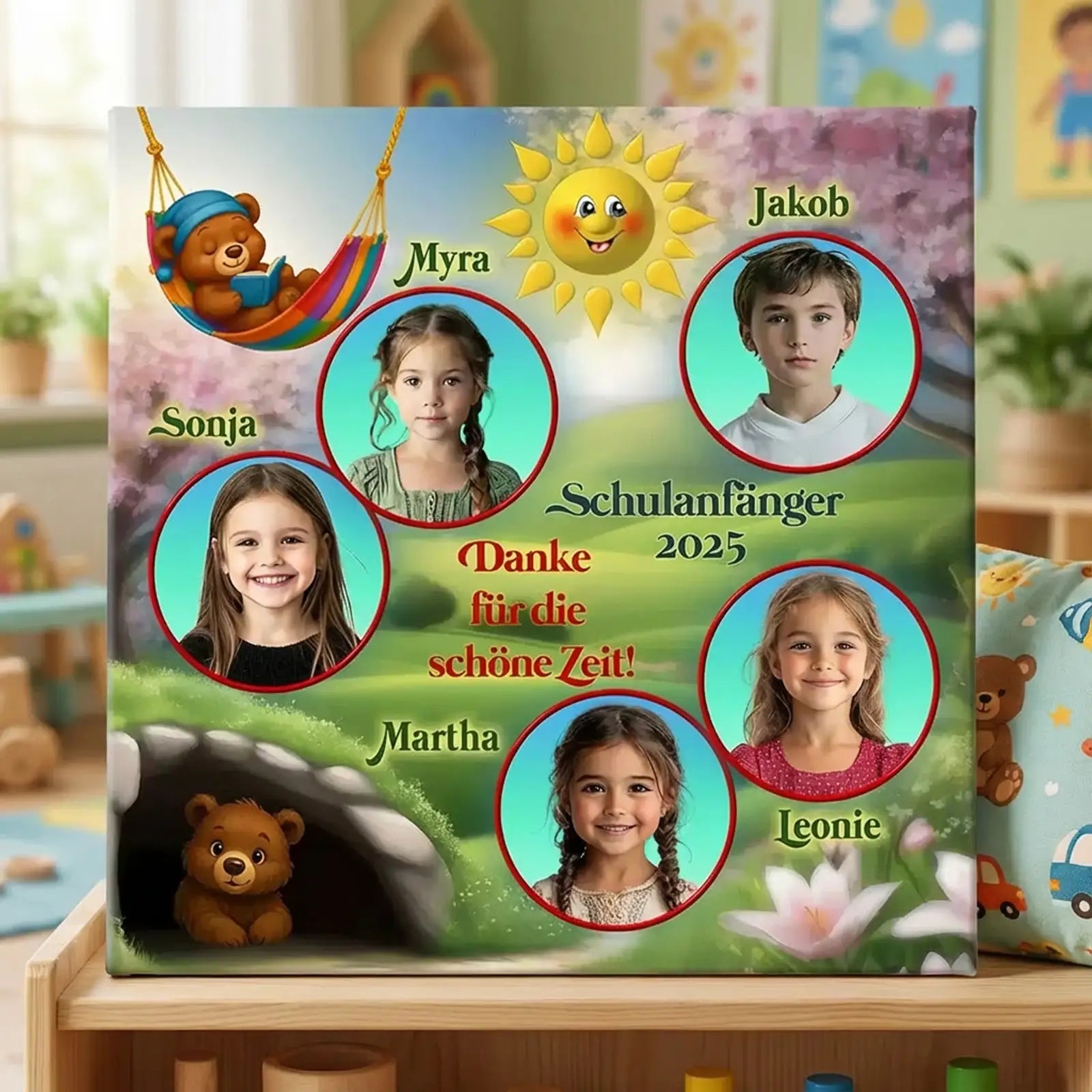 Quadratische, naturfarbene Collage mit Waldtier-Motiven und Kinderportraits für Schul- oder Kitaabschluss