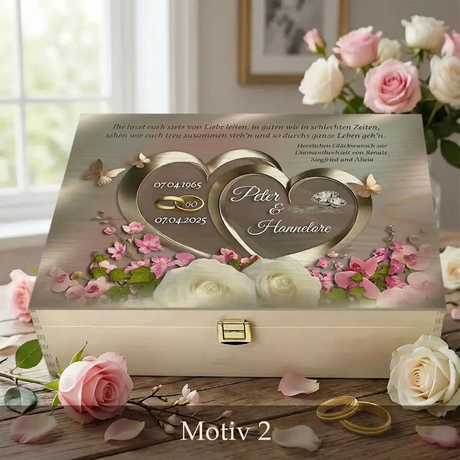Personalisierte Holzbox zur Diamanthochzeit mit Gravur, Herzmotiv, Blumen und Eheringen