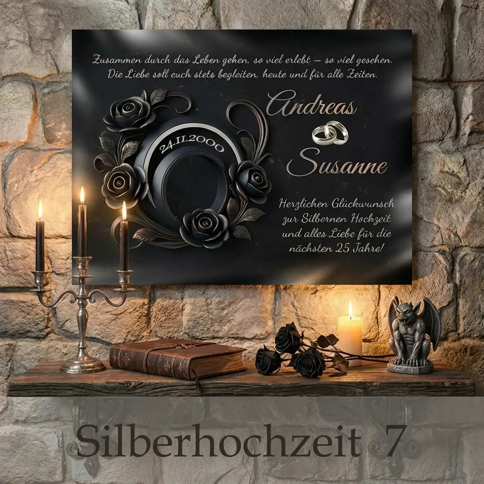 „Dunkle Leinwand im Gothic Style zur Silberhochzeit mit schwarzen Rosen, Eheringen, Namen Andreas und Susanne, Datum und Glückwunschtext in elegantem Design