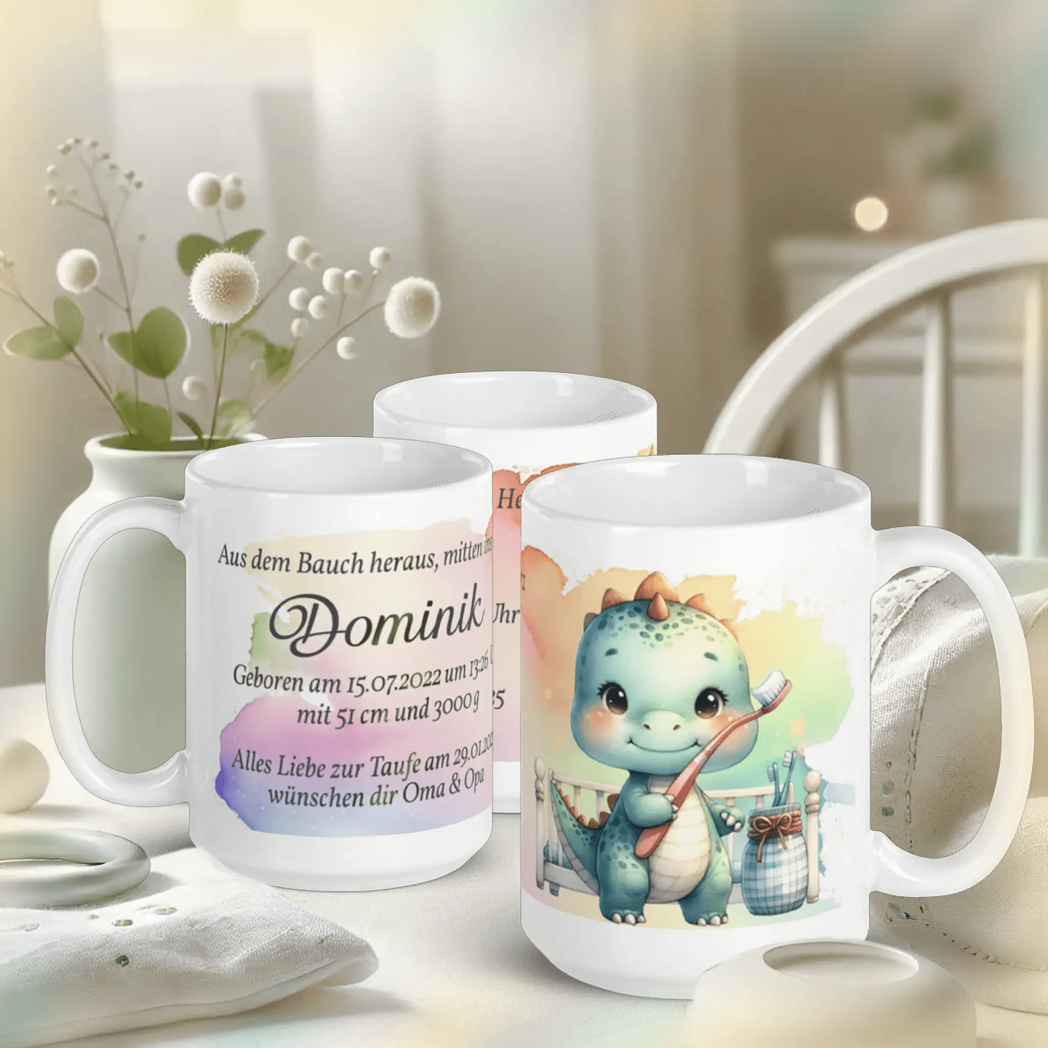 Personalisierte Tasse mit niedlichem Dino-Motiv, Name Dominik, Geburtsdaten, Taufgeschenk