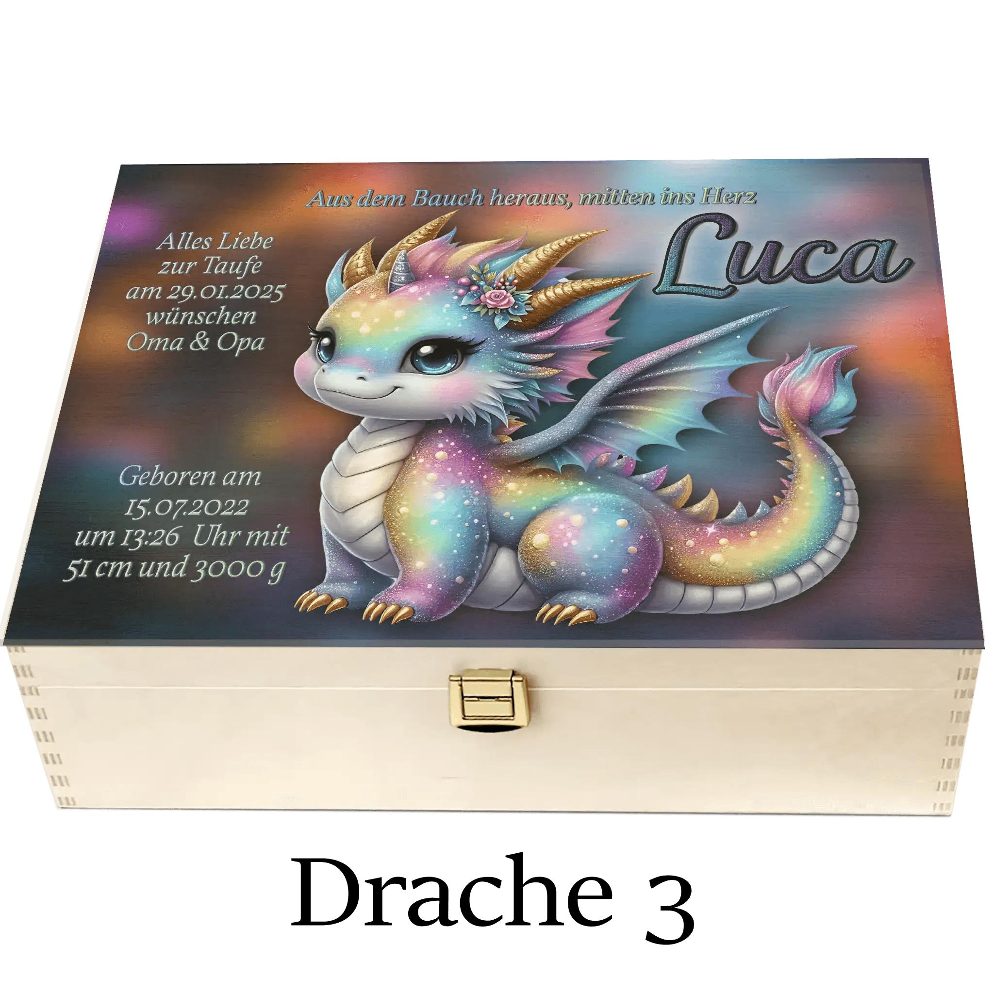 Personalisierte Holzbox zur Taufe mit niedlichem Baby-Drache, Name Luca, bunte Illustration