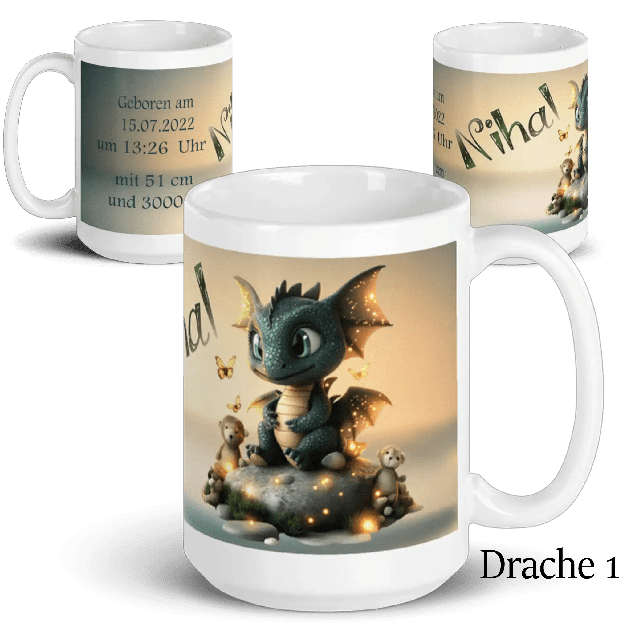 Weiße Tasse mit süßem Drachenmotiv, leuchtenden Sternen und Kuscheltieren, personalisierbar