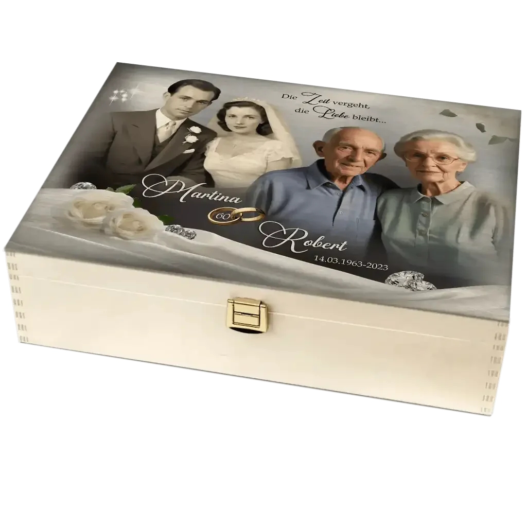 Holzbox zur Diamanthochzeit mit Fotos von jüngerem und älterem Paar, Eheringen und Rosen dekoriert.