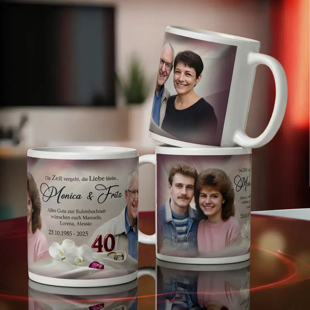 Personalisierte Fototasse zum 40. Hochzeitstag mit Bildern eines Paares und Jubiläumsdesign.