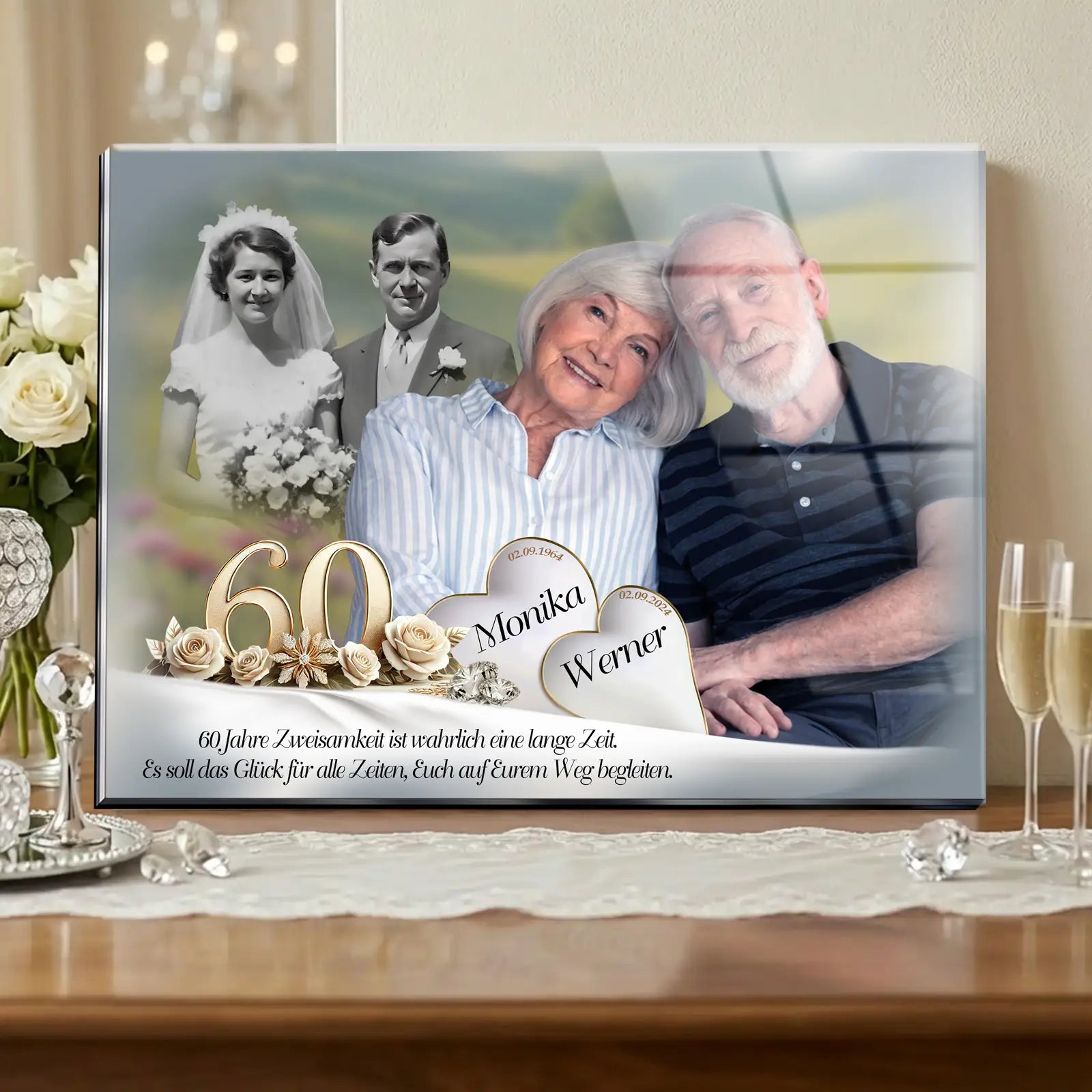 Personalisiertes Acrylglas zur Diamantenen Hochzeit mit Fotomontage eines Ehepaares von früher und heute, Namen Monika und Werner, Hochzeitsdatum, goldener Zahl 60, Herzmotiv, Rosen und Eheringen als Geschenk zum 60. Hochzeitstag