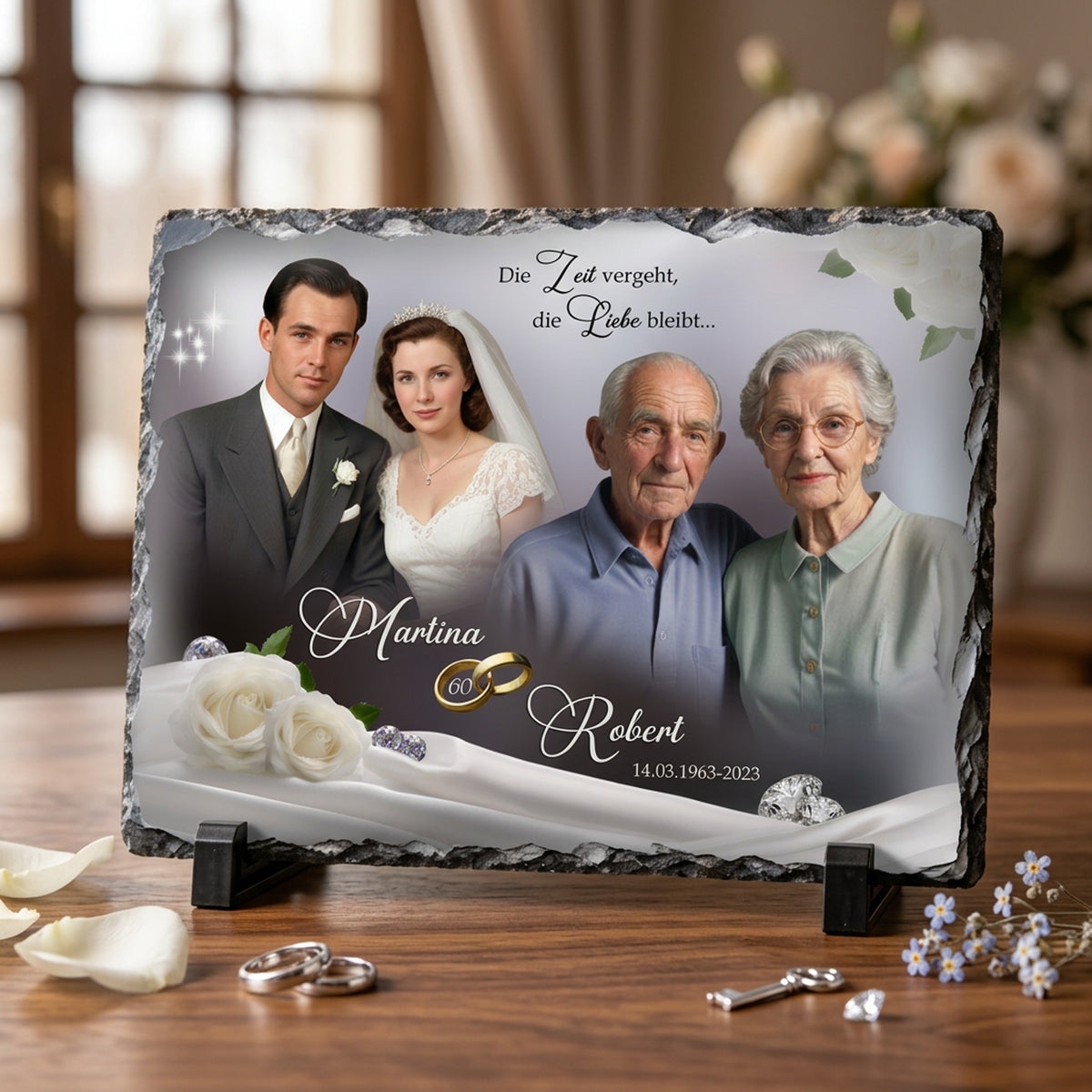 Personalisierte Schieferplatte zur Diamantenen Hochzeit für Martina und Robert mit Vorher-Nachher-Fotos, Ringen und Spruch, bedruckt auf Naturschiefer mit Bruchkante und Standfüßen als Fotogeschenk zum 60. Jubiläum
