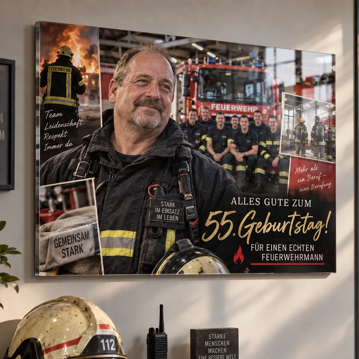 Geschenk zum Geburtstag für einen Feuerwehrmann. Themenbezug, Teamfoto, Einsatzfoto. Hochwertiges Design mit Tiefenwirkung.