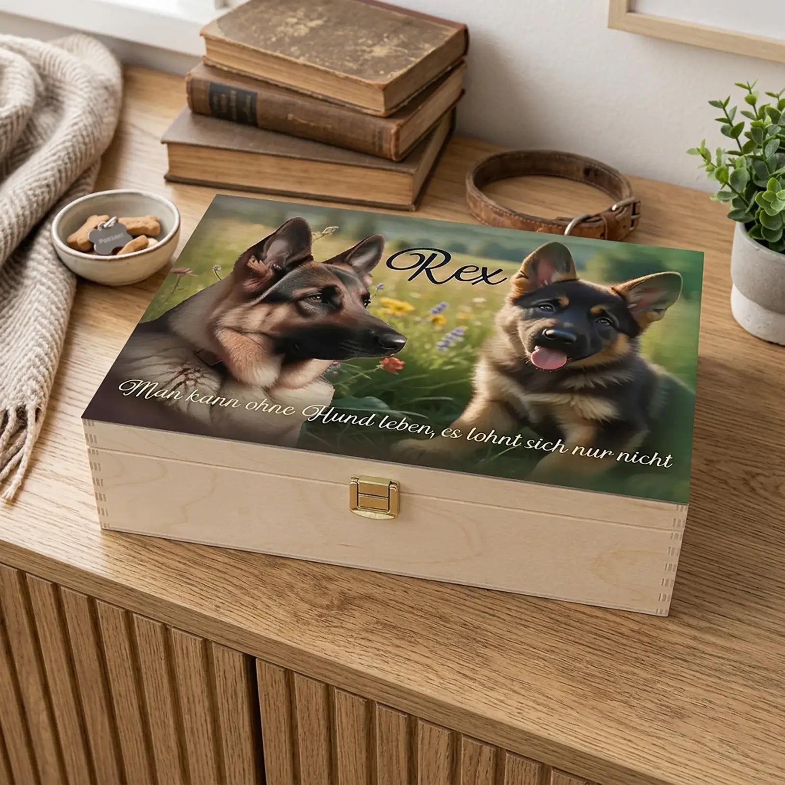 Personalisierte Holzbox mit Hund Rex, zwei Hundebildern und Spruch als Geschenk für Tierfreunde