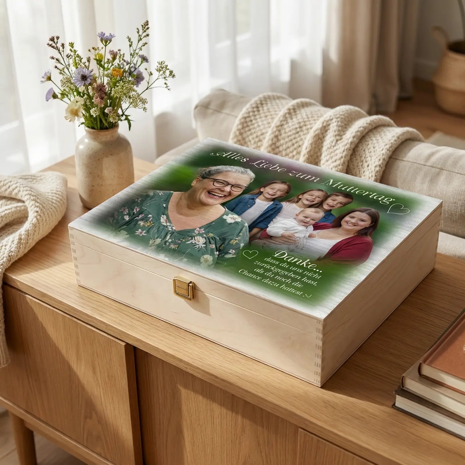 einzigartige Holzbox als Geschenk für alle Anlässe, personalisiert mit Foto und Name für bleibende Erinnerungen