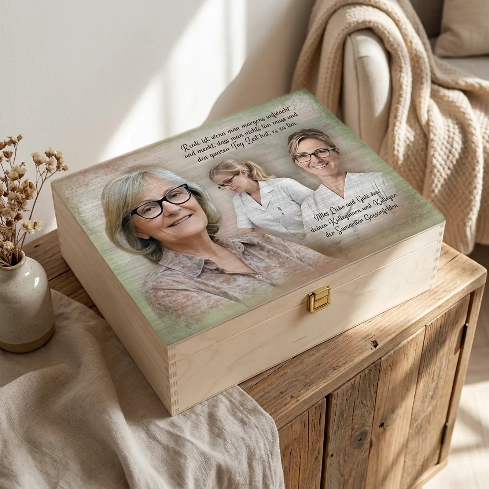 stilvolle Holzbox mit Foto und Name, personalisiert als wertiges Geschenk für alle Anlässe