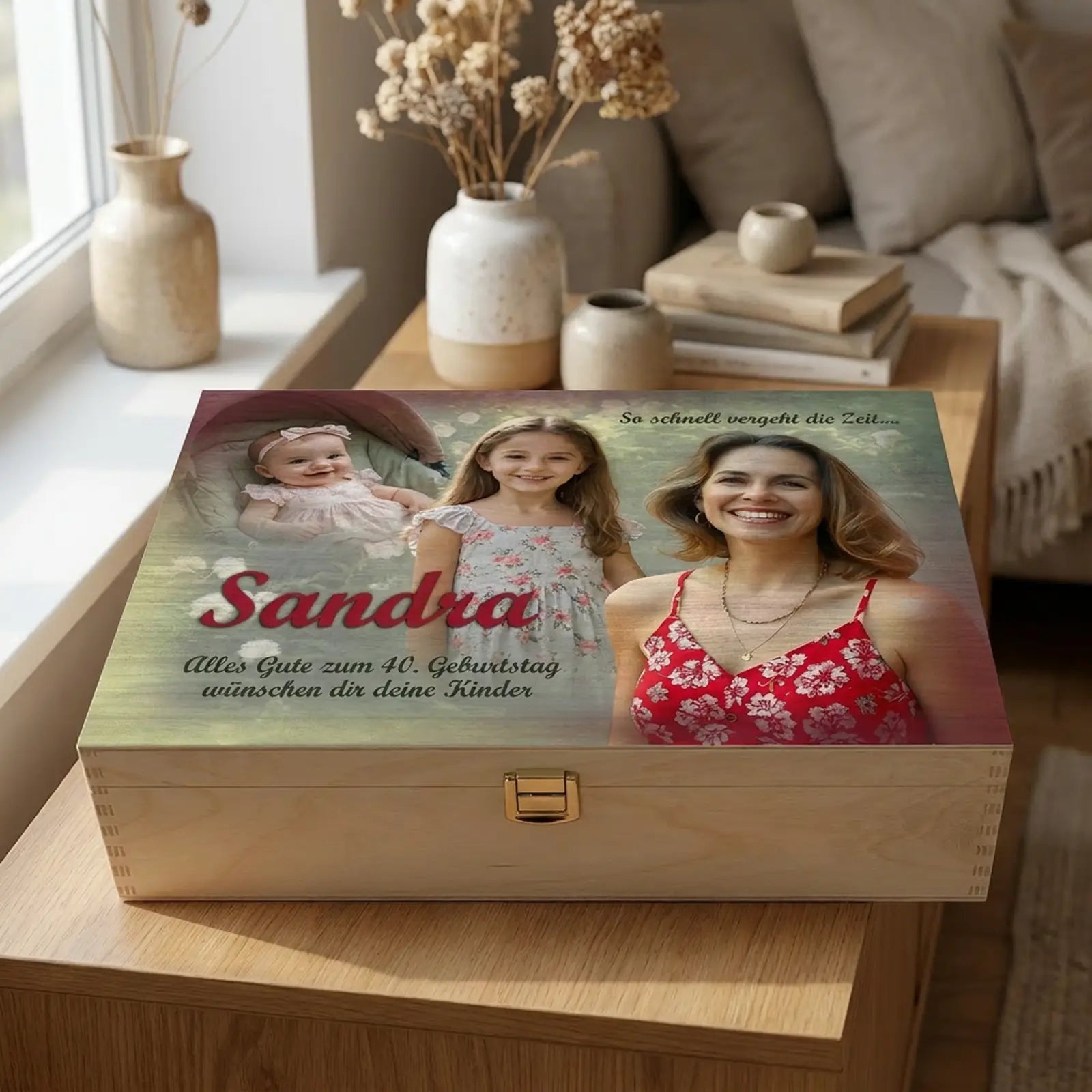 liebevoll gestaltete Holzbox als personalisiertes Geschenk für alle Anlässe, mit Foto und Name auf dem Deckel