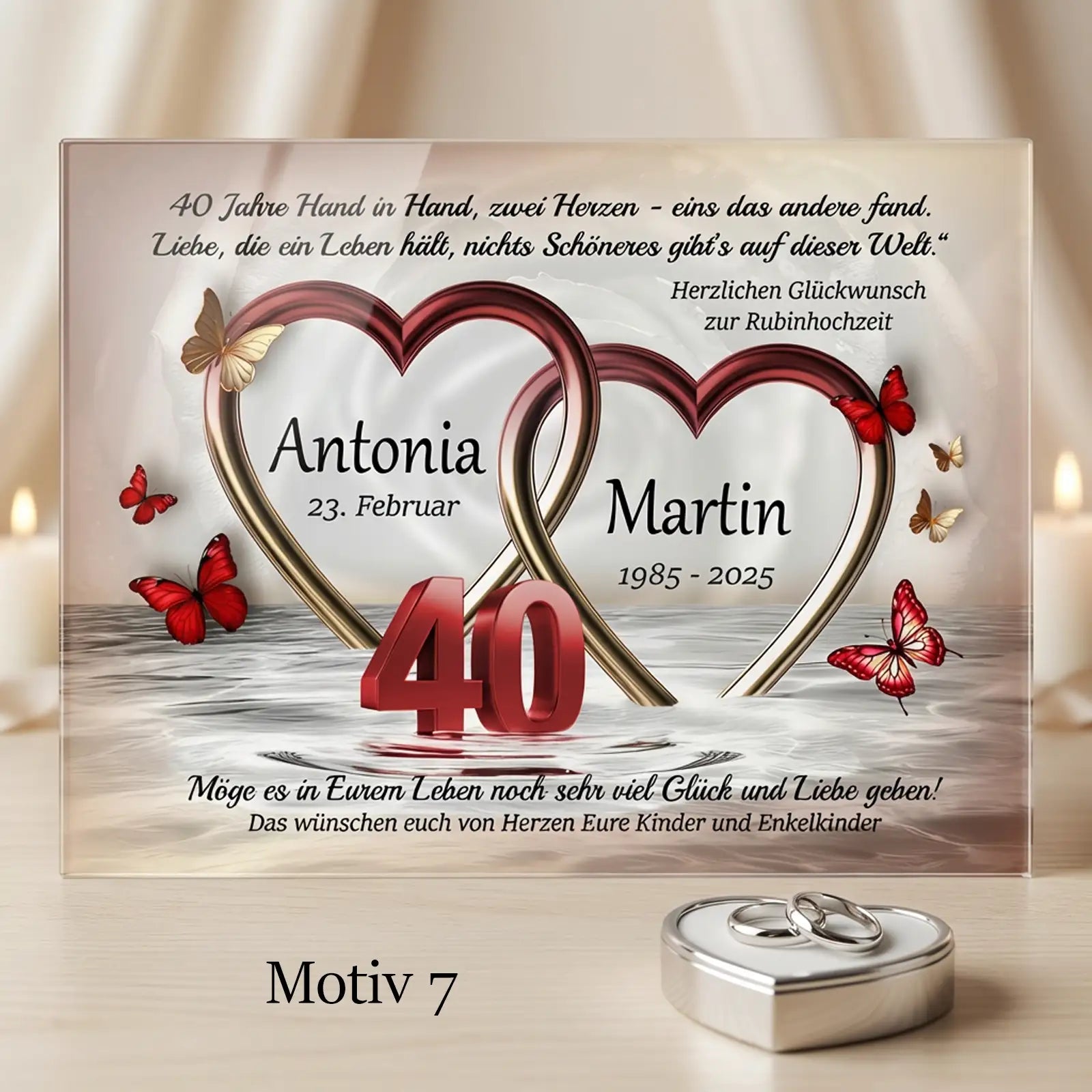 Geschenk zur Rubinhochzeit – personalisiertes Acrylglasbild zum 40. Hochzeitstag mit Herzen, Namen und Datum.