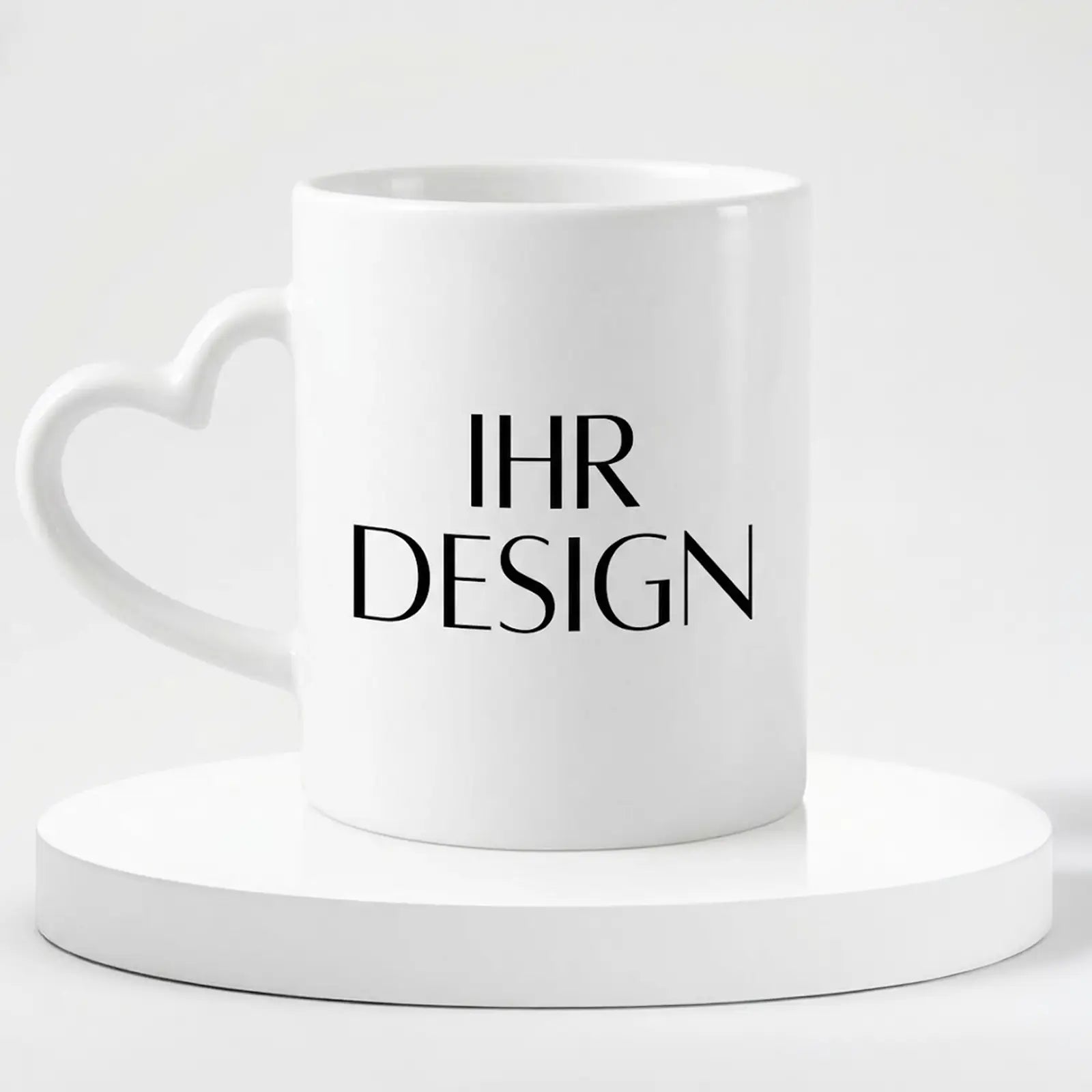 vorschaubild für weiße Tasse mit Herzgriff.