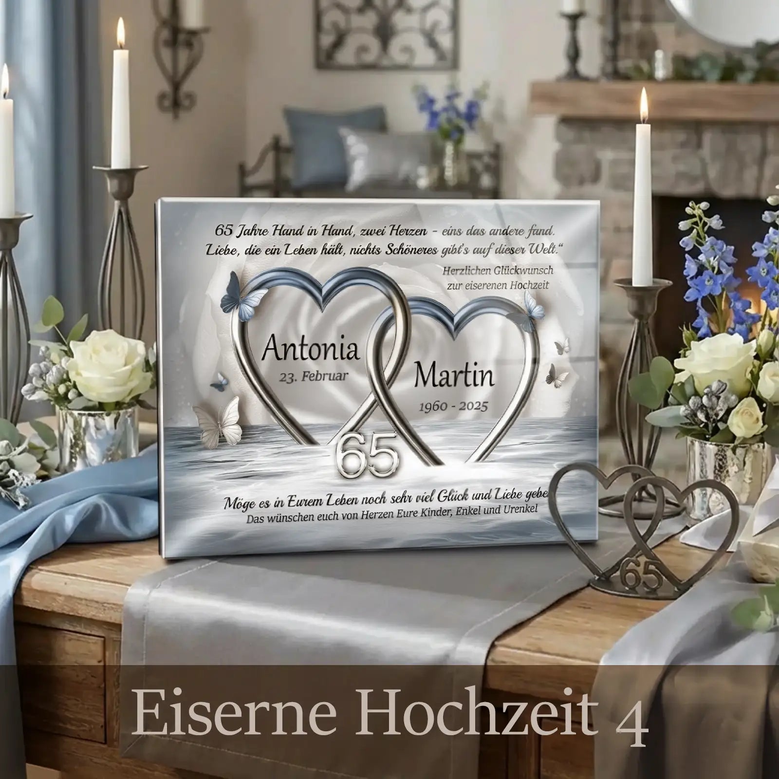 Acrylglasbild zur Eisernen Hochzeit mit Ringmotiv, Herzform, Namen, Datum und Zahl 65 in warmen Rot- und Goldtönen.