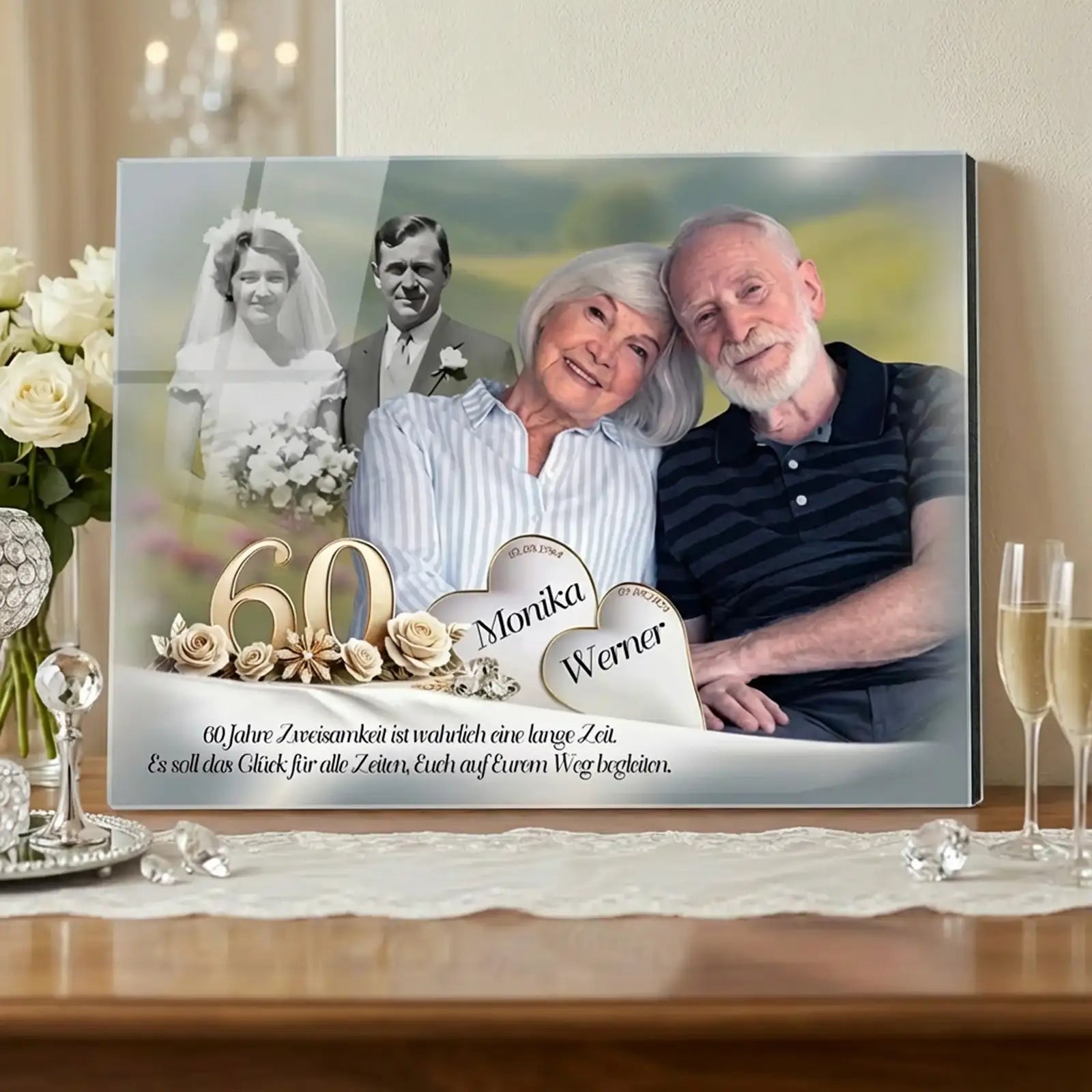 Personalisiertes Acrylglas zur Diamantenen Hochzeit mit Fotomontage eines Ehepaares von früher und heute, Namen Monika und Werner, Hochzeitsdatum, goldener Zahl 60, Herzmotiv, Rosen und Eheringen als Geschenk zum 60. Hochzeitstag