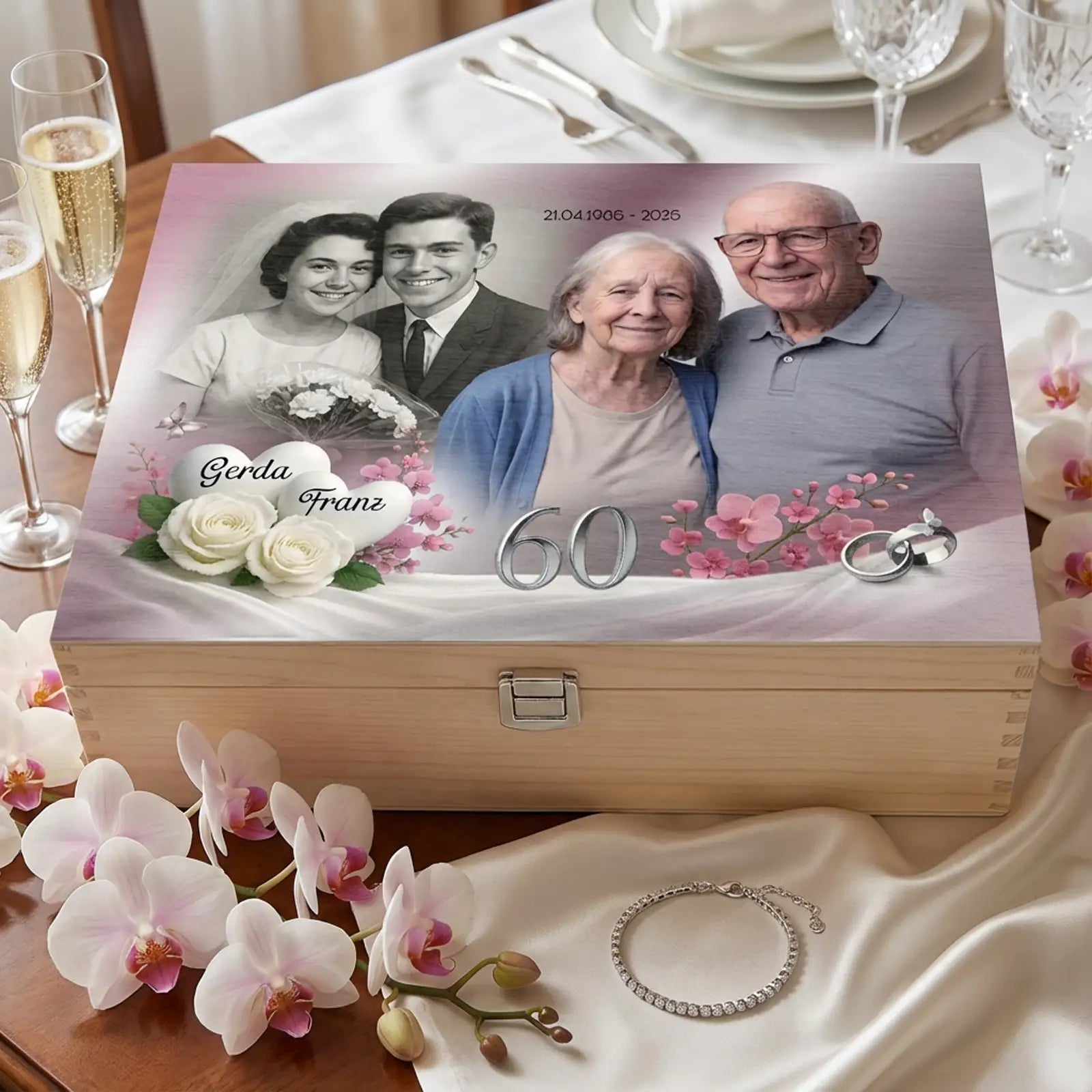 mockup mit Holzbox. Bedruckt mein zwei Fotos einens Paares. Hochzeitsfoto und aktuelles Foto