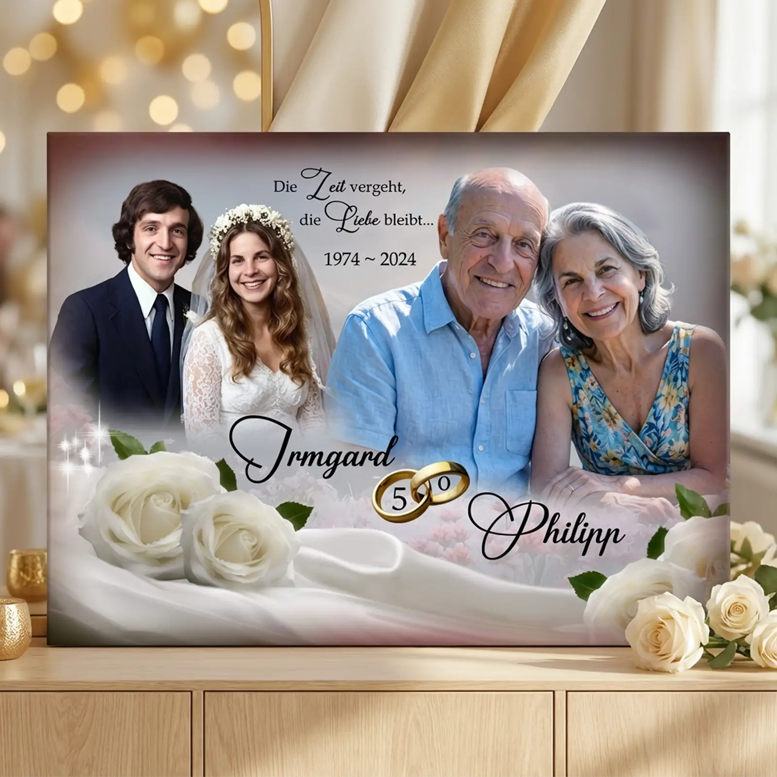 Fotoleinwand zur Goldenen Hochzeit als liebevolles Geschenk für Paare die ihr 50 Ehejubiläum erleben. Mit Fotocollage Namen und Datum wird dieses Wandbild zu einem ikonischen Erinnerungsstück das an gemeinsame Jahre voller Liebe Familie und Erlebnisse erinnert. Ideal für Wohnzimmer Schlafzimmer oder Flur.